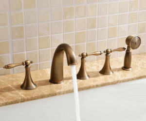 Verde Classical Antique Soild Brass Bathroom Tub Faucet With Handheld Shower