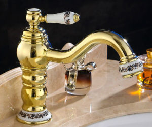 Lila Brass Sink Faucet Gold Finish Single Handle