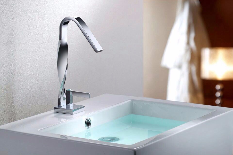 Aprilia Chrome Classic Single Handle Bathroom Faucet